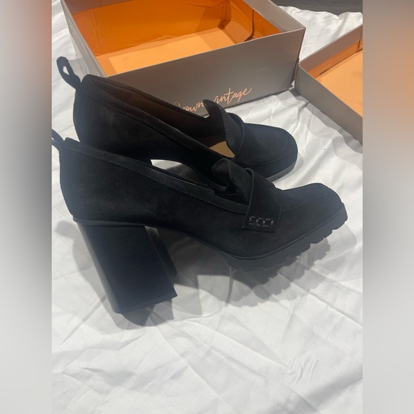 🖤Rare To Find Crown Vintage Alivia Platform Pump Black Size 10M🖤 - Picture 4 of 10